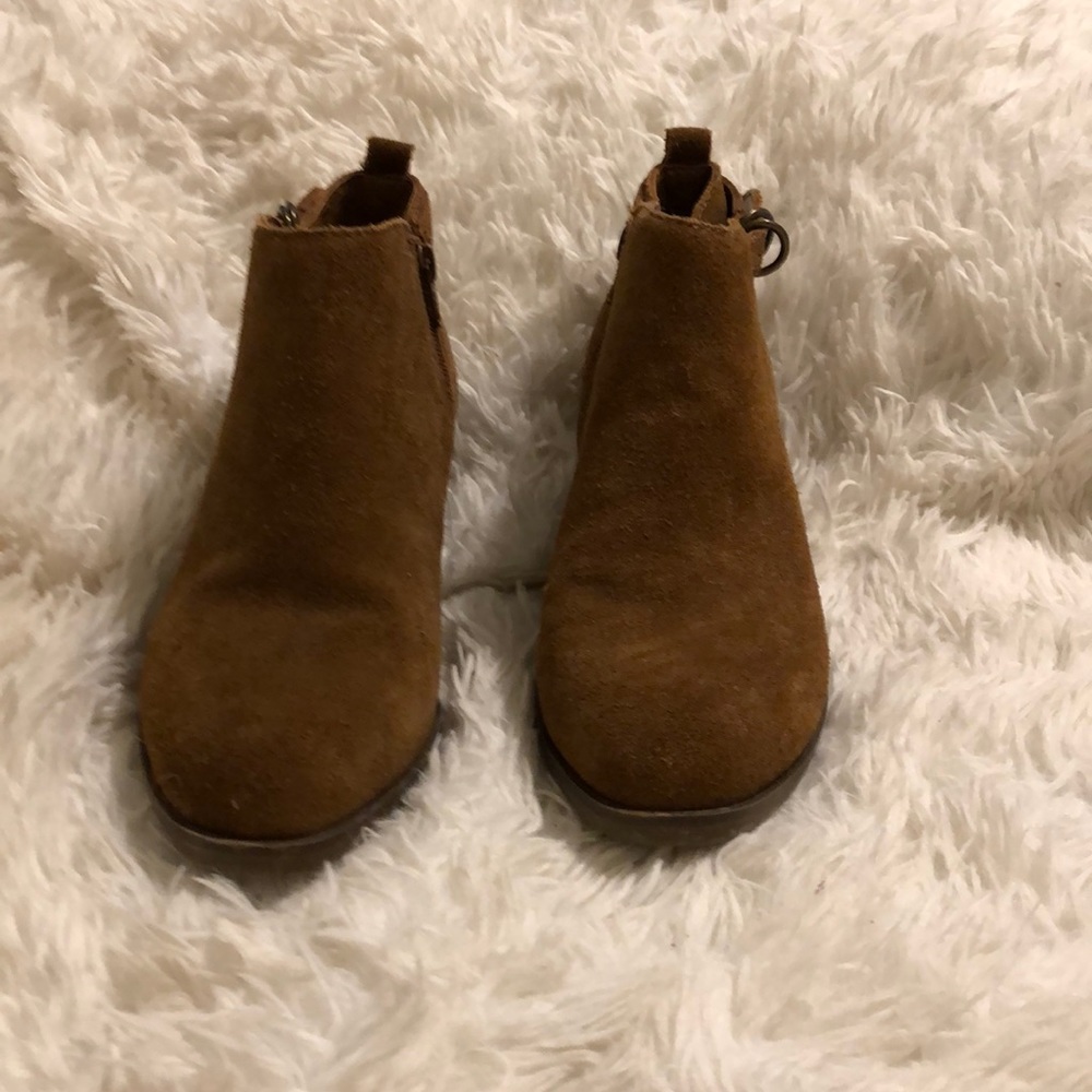 Boots - Picture 2 of 3